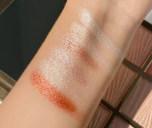 All About That Glow Illuminating Highlighter Palette
