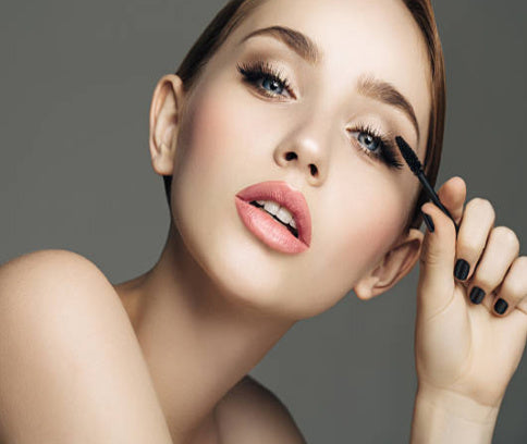 Get Lashed Volumizing Mascara - MQO 12 pcs