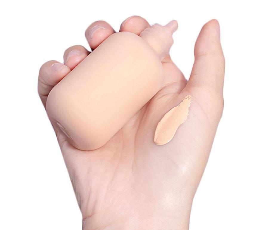 Waterproof Anti Aging Matte Foundation - MQO 25 pcs