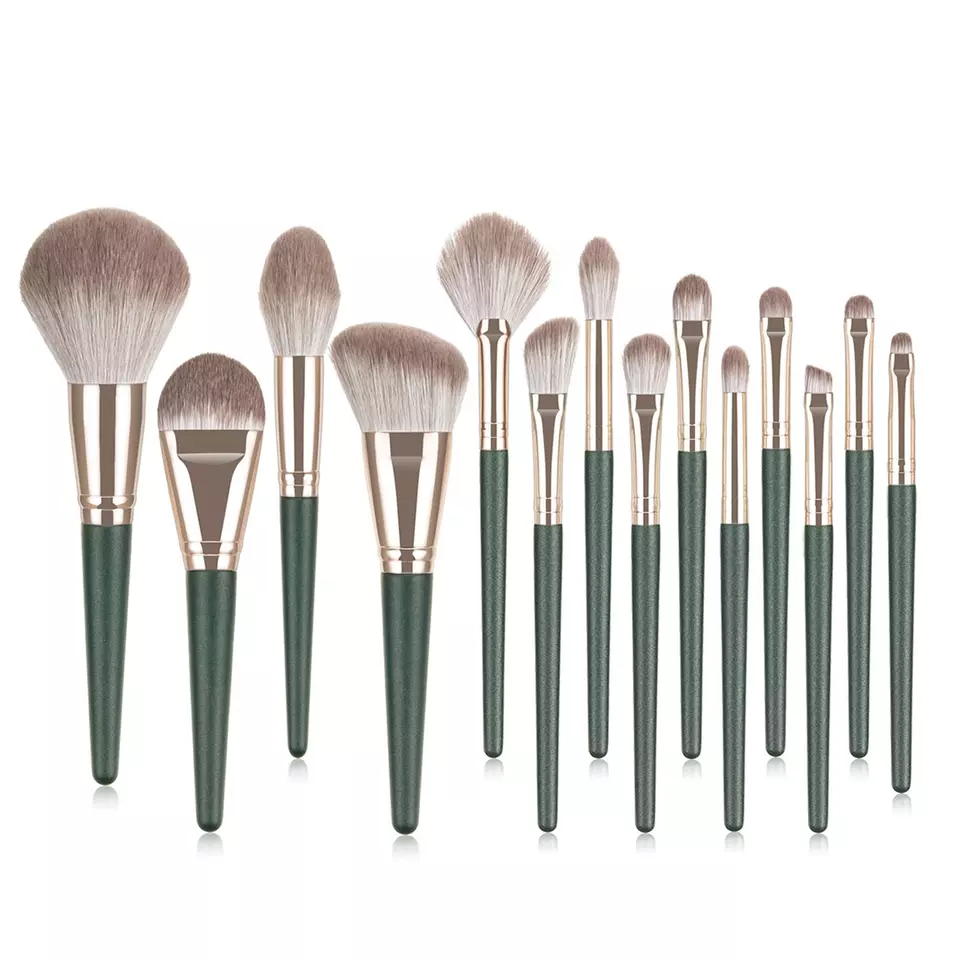 14 Piece Designer Pro Brush Set w/Stylish Bag - MQO 25 pcs