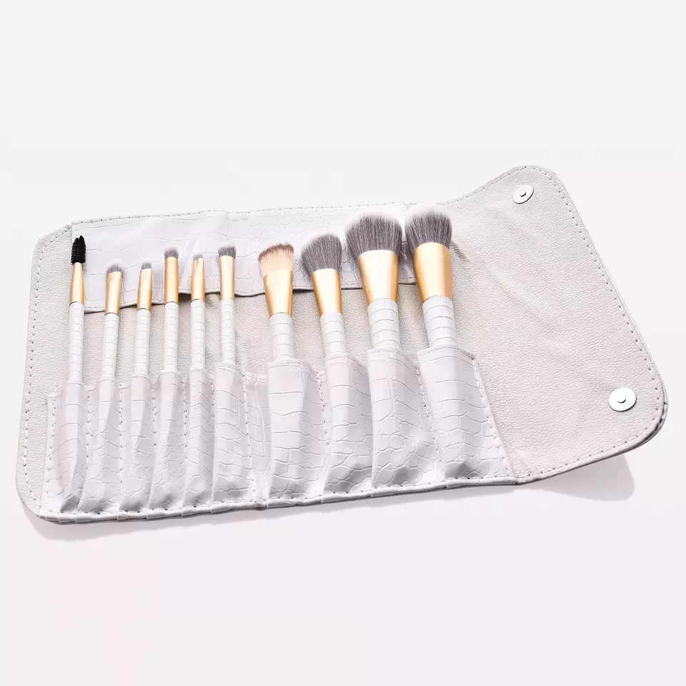 10 Piece Designer White Pro Brush Set w/Stylish Bag - MQO 25 pcs