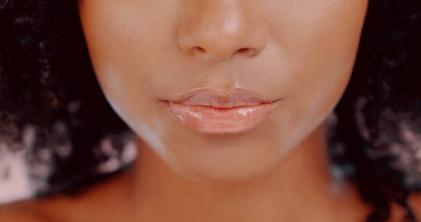 Squeeze Tube Plumping Gloss - MQO 12 pcs