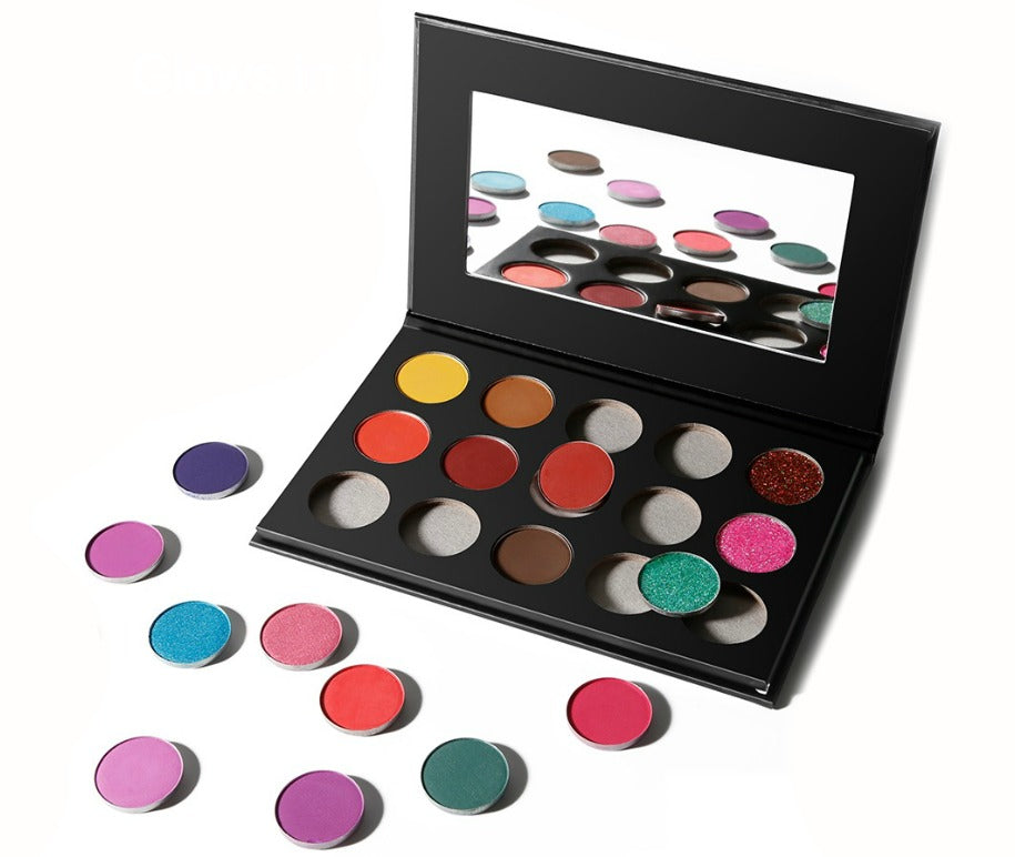 Black Case 15 Shade DIY Palette - MOQ 25 pcs