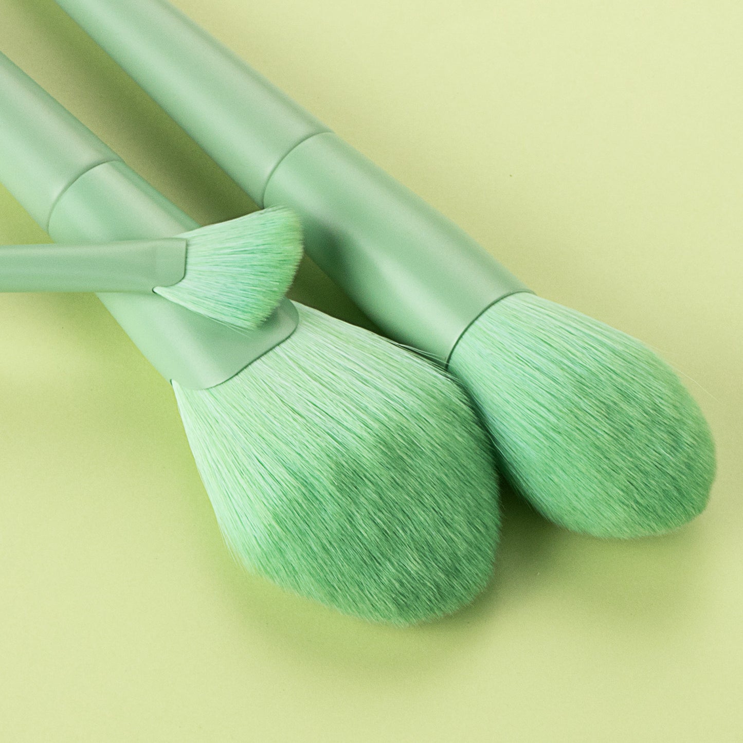 10 Piece Envy PRO Sleek Brush Set - MQO 25 pcs