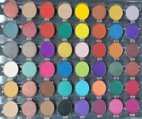 Valentines Day 12 Shade DIY Hearts Palette - MQO 25 pcs